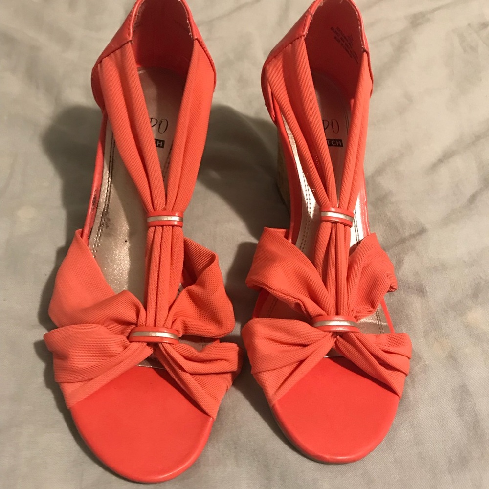 Pink wedge sandals